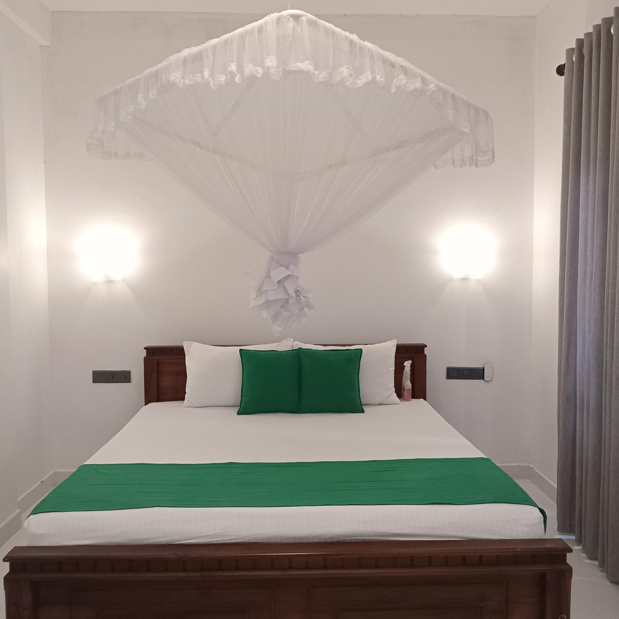 Sea Bay Inn Tangalle Szoba fotó